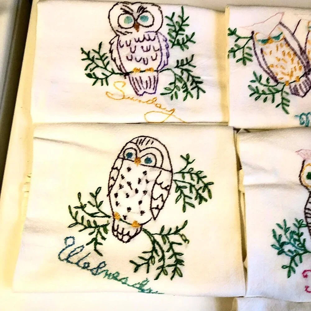 Set 7 Vintage 1970s Collectible Embroidered Tea Towels Owls Days Of The Week